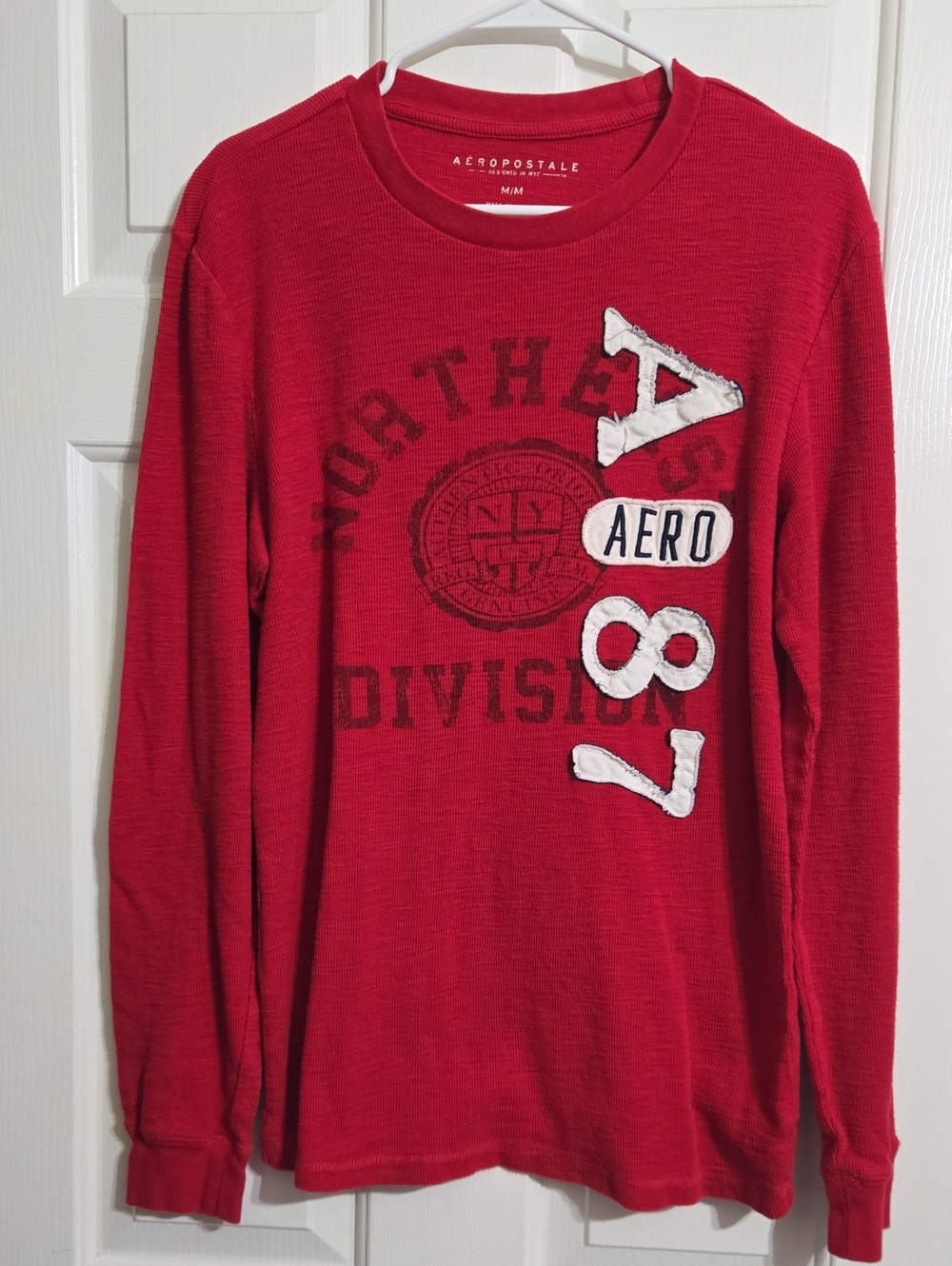 Aeropostale Men’s Red Crewneck Long Sleeve Graphic